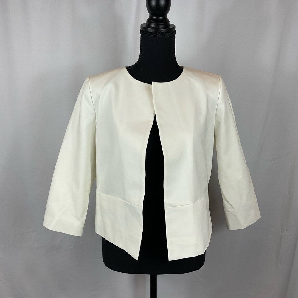 Limited White cropped jacket